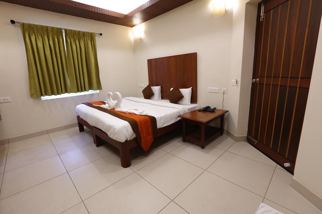 Raj Residency Hotel Pondicherry Luaran gambar