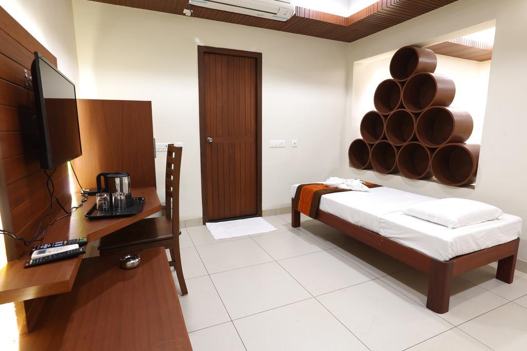 Raj Residency Hotel Pondicherry Luaran gambar